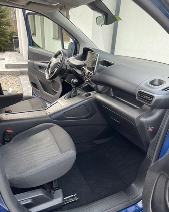 Peugeot Rifter cena 94000 przebieg: 82000, rok produkcji 2020 z Warszawa małe 254